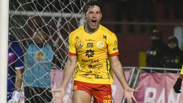 Diego Casas le da el empate a Marquense contra Xelajú