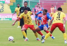 CRÓNICA | Marquense deja escapar la ventaja numérica y Xelajú rescata un empate clave Marquense y Xelajú empatan en los cuartos de final ida